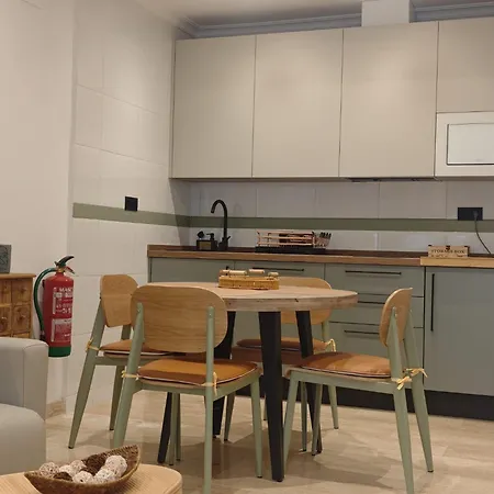 Le Charme Little Apartman